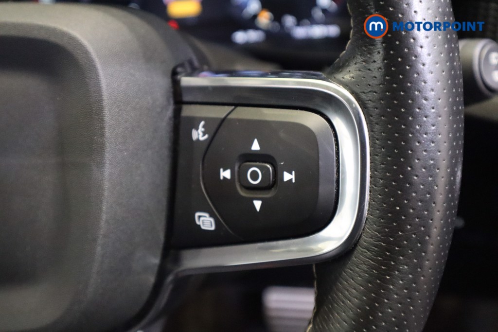 Volvo Xc40 R Design Automatic Petrol SUV - Stock Number (1607204) - 12th supplementary image