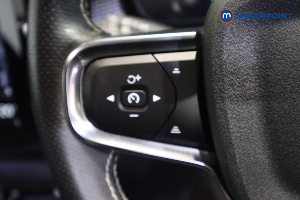 Volvo Xc40 R Design Automatic Petrol SUV - Stock Number (1607204) - 14th supplementary image