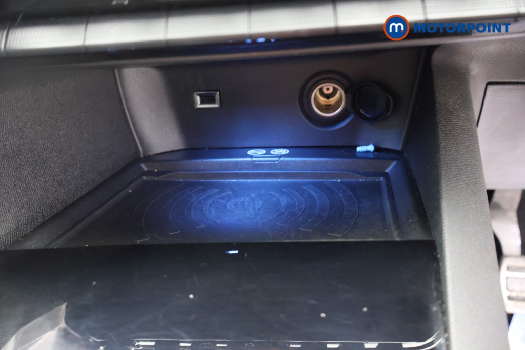 Peugeot 3008 Gt Line Manual Petrol SUV - Stock Number (1607668) - 16th supplementary image