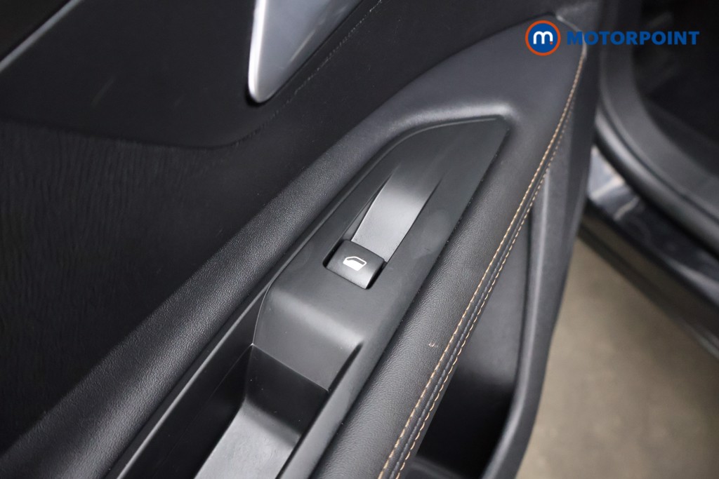 Peugeot 3008 Gt Line Manual Petrol SUV - Stock Number (1607668) - 34th supplementary image