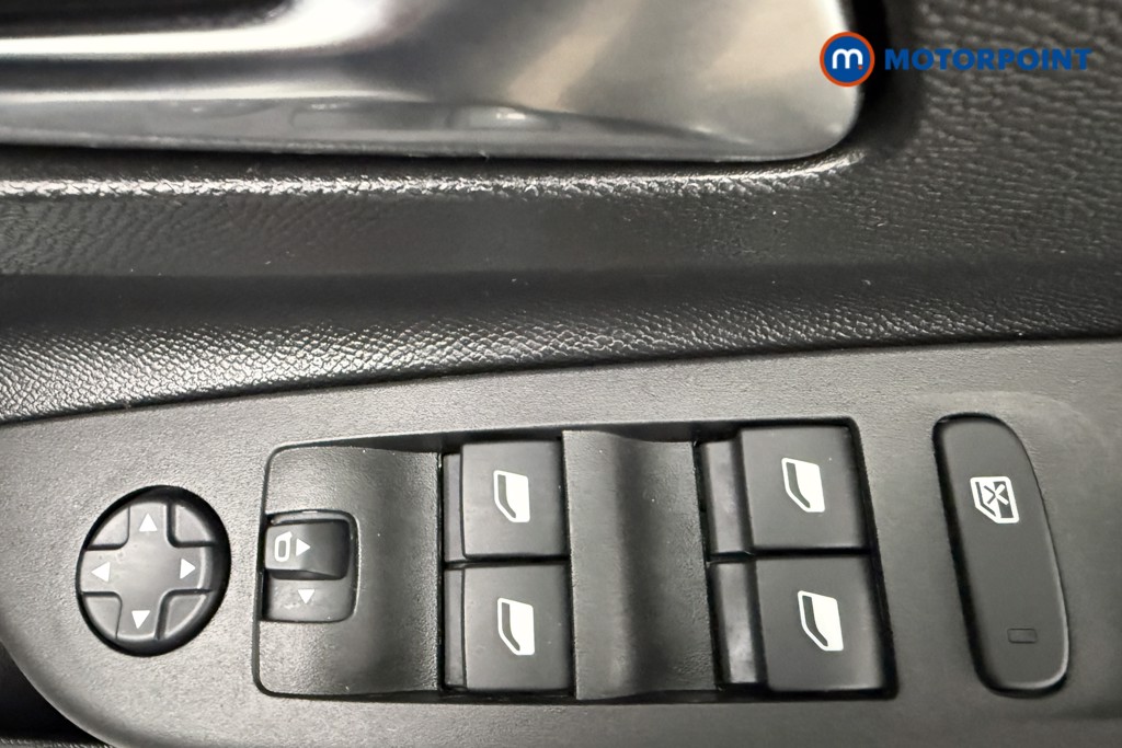 Vauxhall Corsa Elite Manual Petrol Hatchback - Stock Number (1608546) - 18th supplementary image