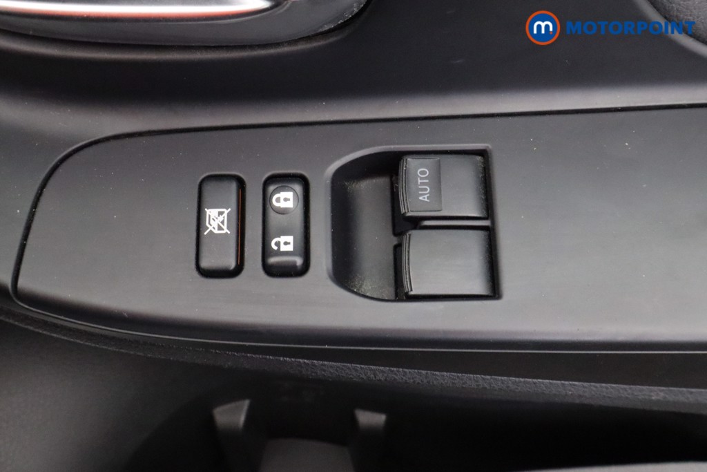 Toyota Yaris Y20 Manual Petrol Hatchback - Stock Number (1608774) - 11th supplementary image