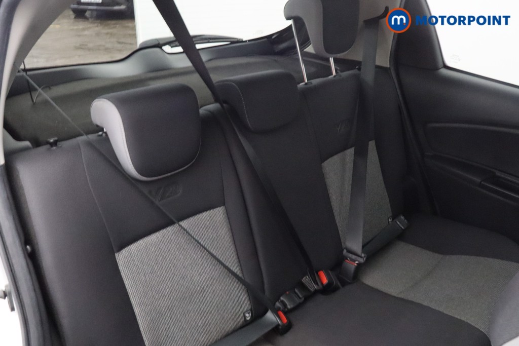 Toyota Yaris Y20 Manual Petrol Hatchback - Stock Number (1608774) - 17th supplementary image