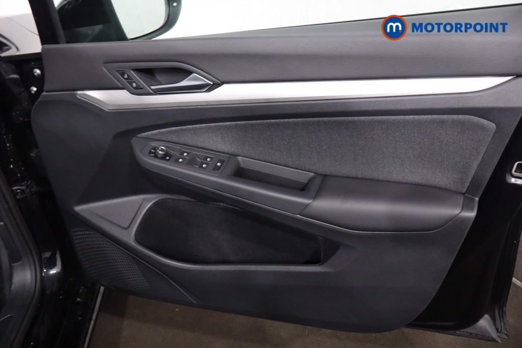 Volkswagen Golf Life Manual Petrol Hatchback - Stock Number (1609350) - 24th supplementary image