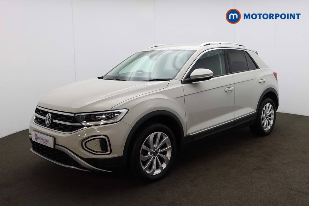 Volkswagen T-Roc Style Manual Petrol SUV - Stock Number (1609530) - Passenger side front corner