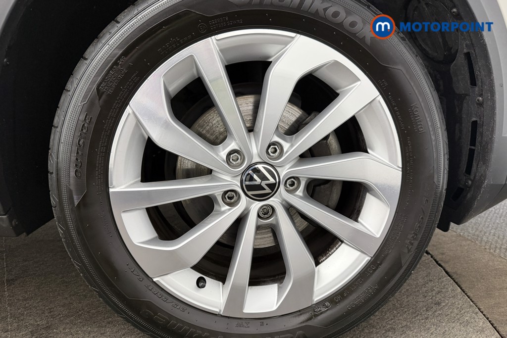 Volkswagen T-Roc Style Manual Petrol SUV - Stock Number (1609530) - 11th supplementary image