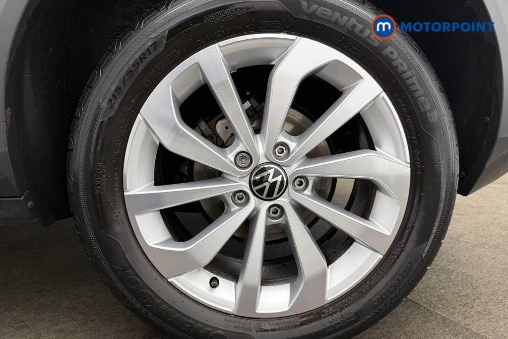 Volkswagen T-Roc Style Manual Petrol SUV - Stock Number (1609530) - 13th supplementary image
