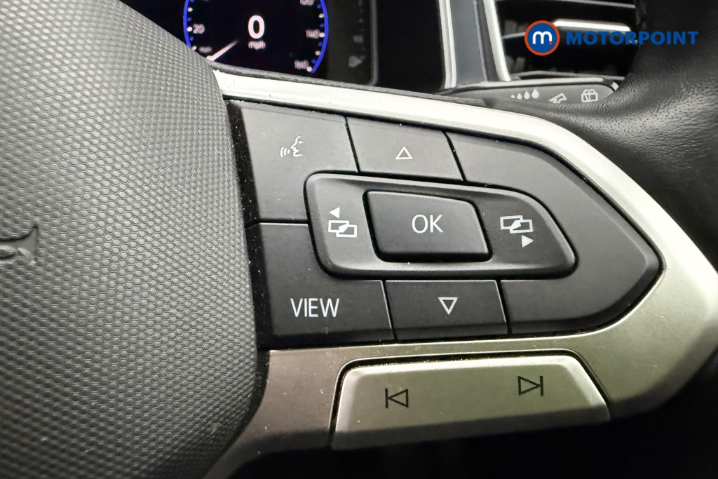 Volkswagen T-Roc Style Manual Petrol SUV - Stock Number (1609530) - 15th supplementary image