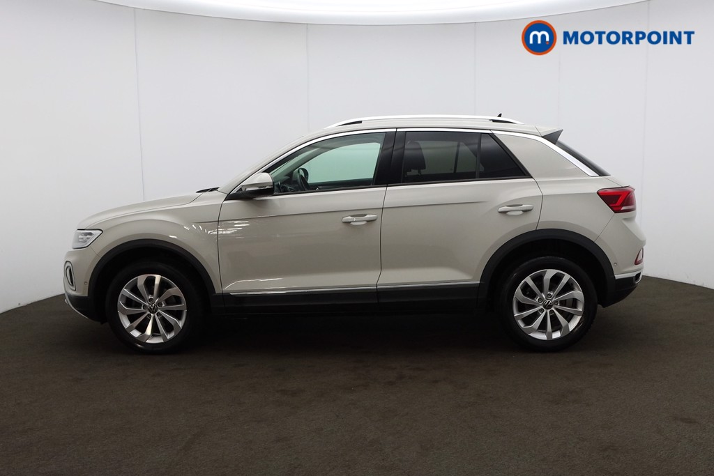 Volkswagen T-Roc Style Manual Petrol SUV - Stock Number (1609530) - Passenger side