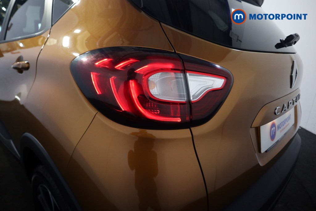 Renault Captur Iconic Manual Petrol SUV - Stock Number (1609728) - 24th supplementary image