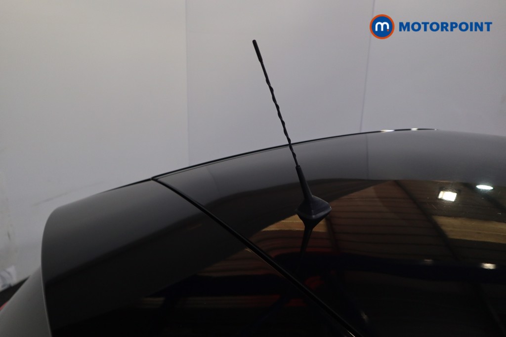 Renault Captur Iconic Manual Petrol SUV - Stock Number (1609728) - 26th supplementary image