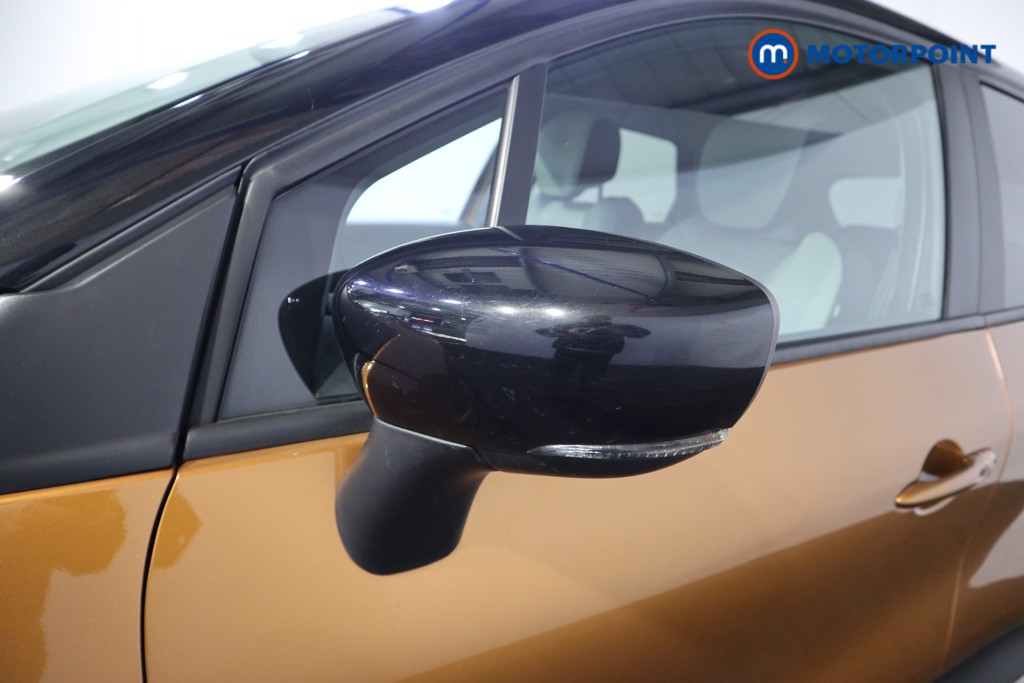 Renault Captur Iconic Manual Petrol SUV - Stock Number (1609728) - 28th supplementary image