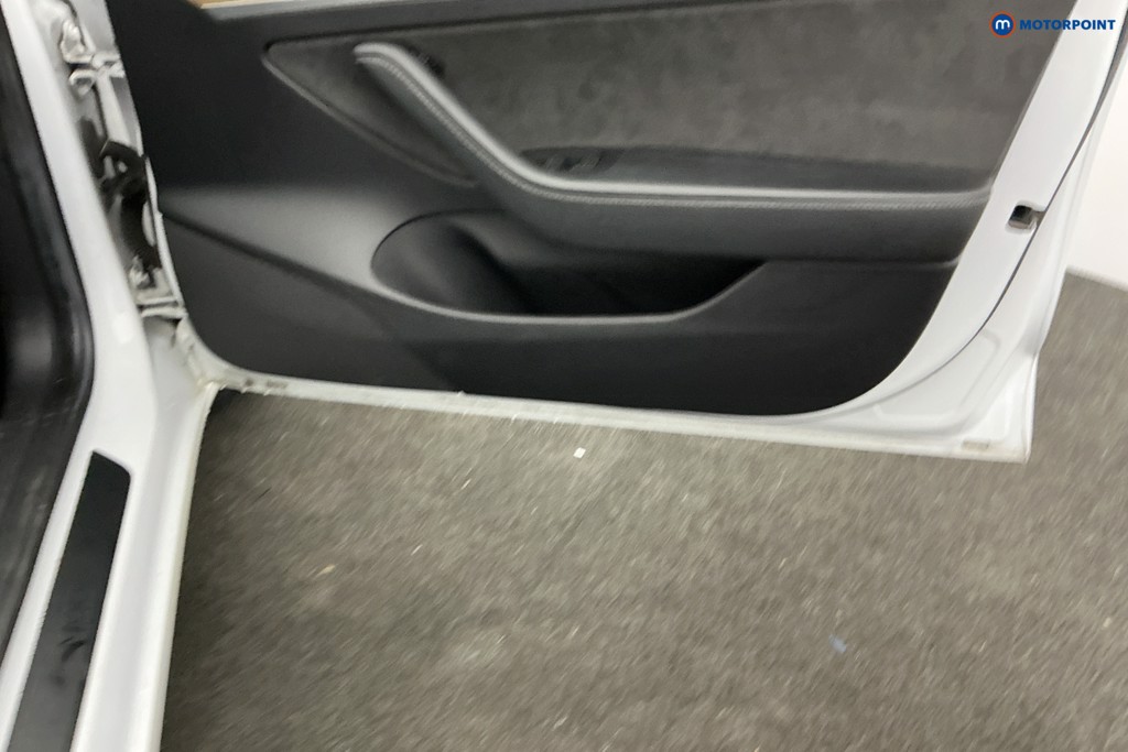 Tesla Model 3 Performance Automatic Electric Saloon - Stock Number (1609796) - 22nd supplementary image