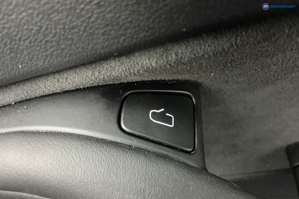 Tesla Model Y Long Range Automatic Electric SUV - Stock Number (1609799) - 24th supplementary image