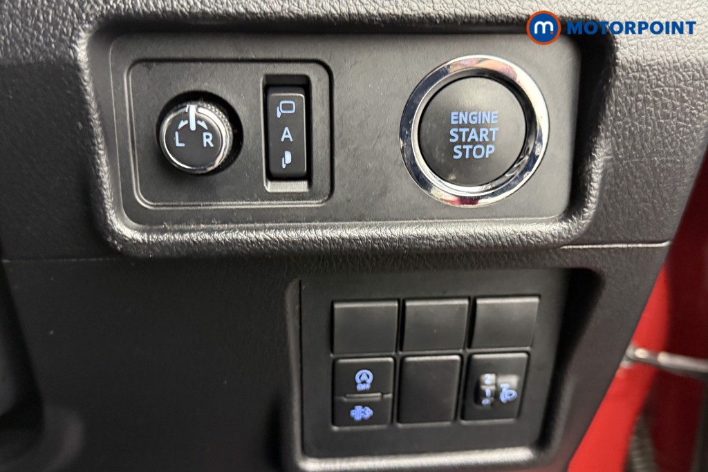 Toyota Land Cruiser Active Automatic Diesel SUV - Stock Number (1610367) - 16th supplementary image