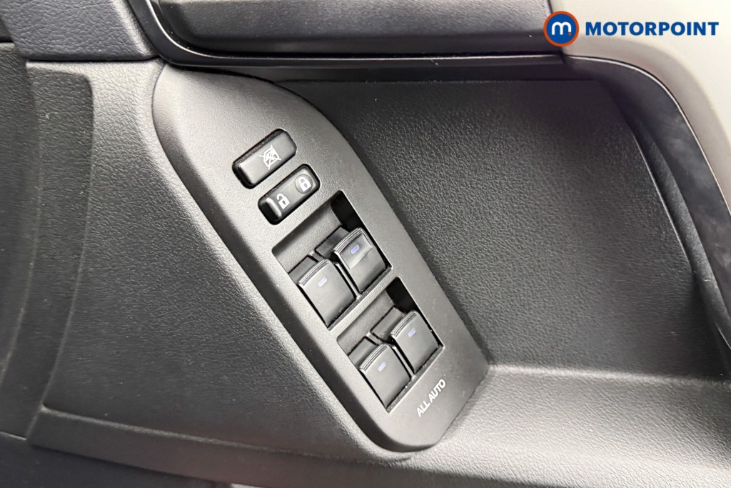 Toyota Land Cruiser Active Automatic Diesel SUV - Stock Number (1610367) - 17th supplementary image