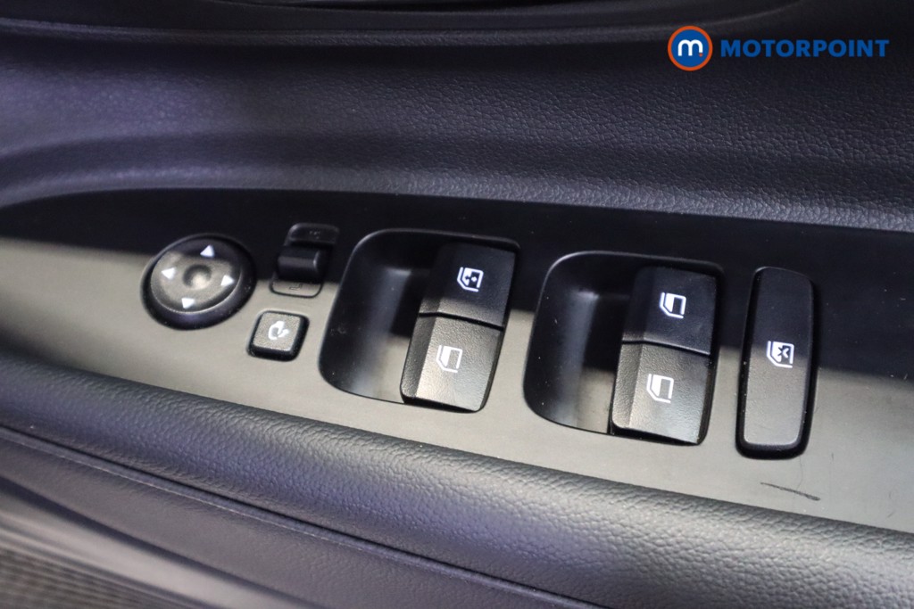 Hyundai I20 Premium Manual Petrol Hatchback - Stock Number (1610714) - 12th supplementary image