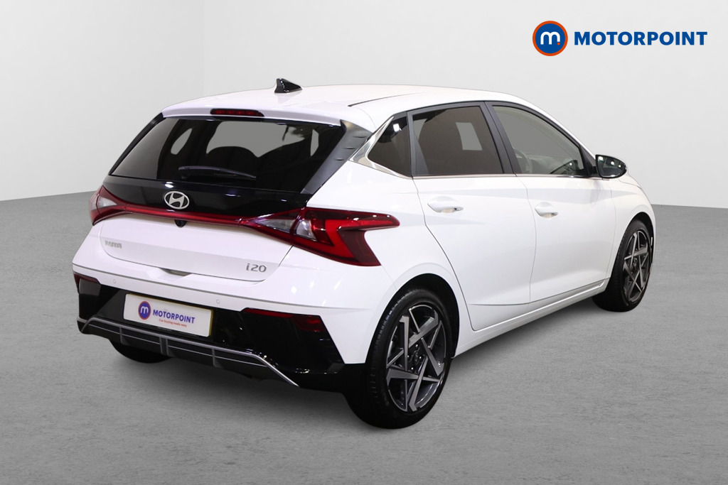 Hyundai I20 Premium Manual Petrol Hatchback - Stock Number (1610714) - Drivers side rear corner