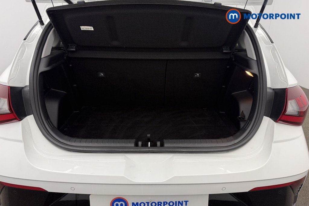 Hyundai I20 Premium Automatic Petrol Hatchback - Stock Number (1610745) - 4th supplementary image