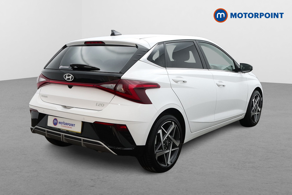 Hyundai I20 Premium Automatic Petrol Hatchback - Stock Number (1610745) - Drivers side rear corner