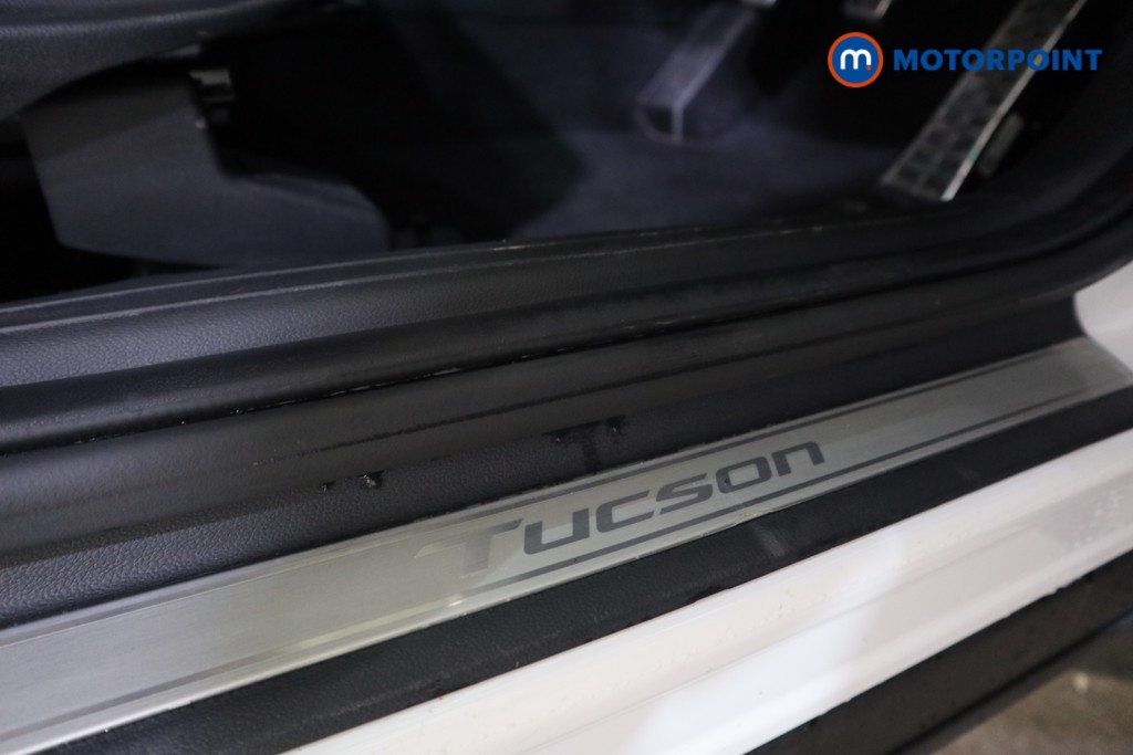 Hyundai Tucson N Line Manual Petrol SUV - Stock Number (1610833) - 17th supplementary image