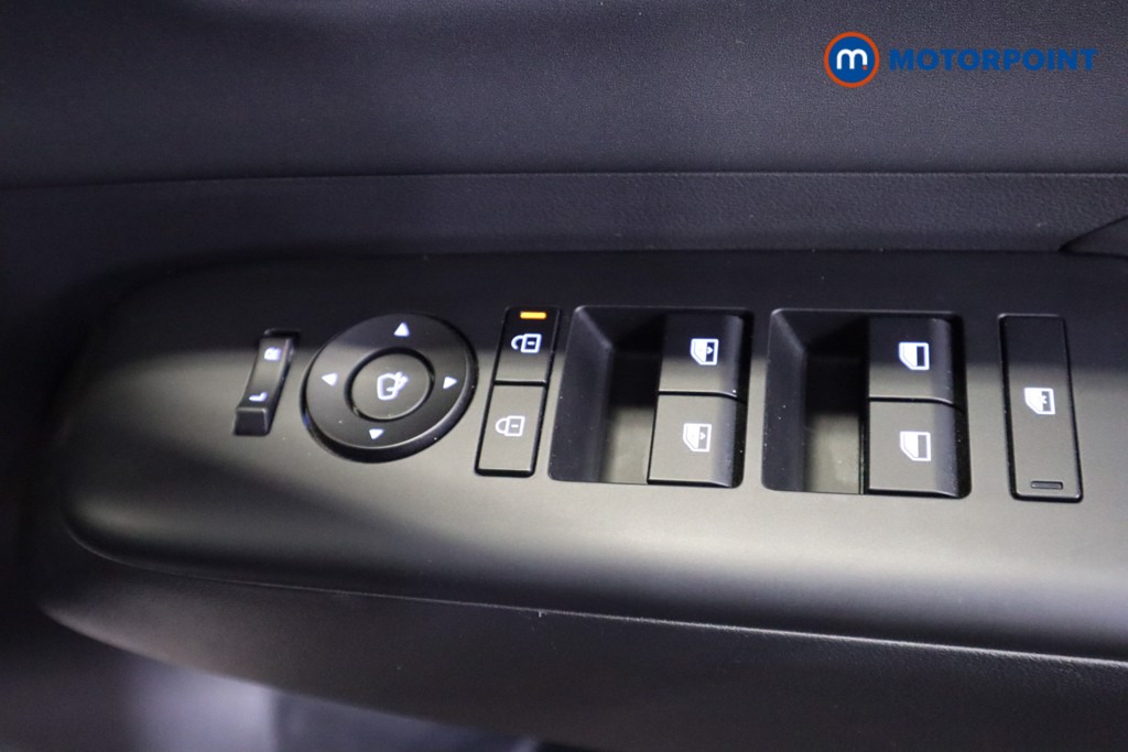 Hyundai Kona Ultimate Automatic Petrol-Electric Hybrid SUV - Stock Number (1610894) - 11th supplementary image