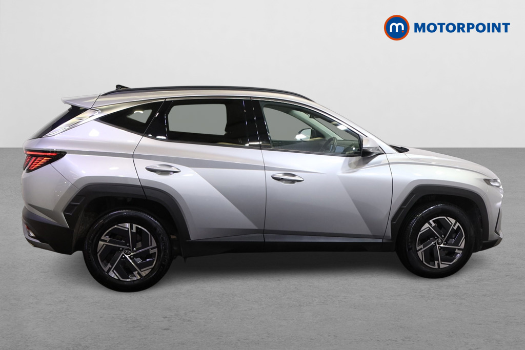 Hyundai Tucson Advance Manual Petrol SUV - Stock Number (1610904) - Drivers side