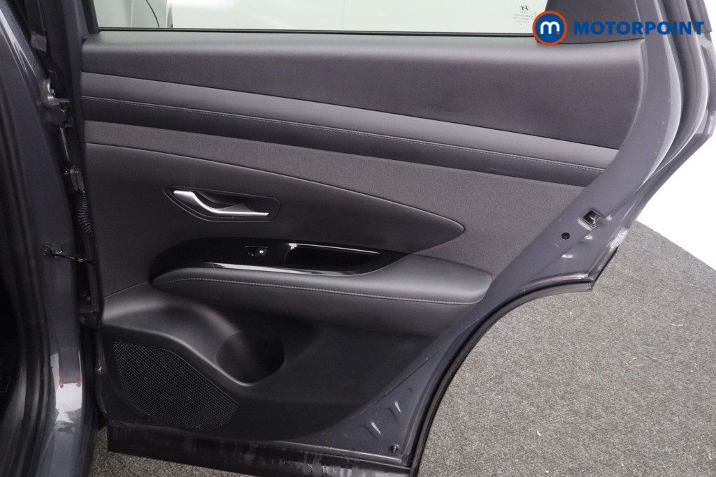 Hyundai Tucson Advance Manual Petrol SUV - Stock Number (1610954) - 21st supplementary image