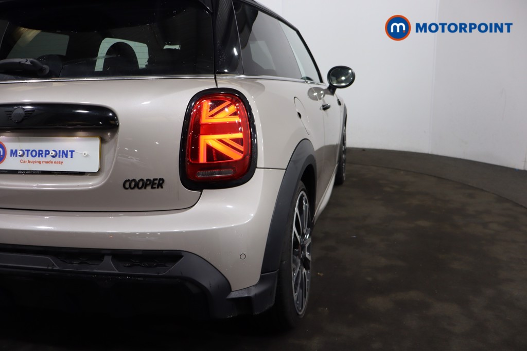 Mini Hatchback Cooper Sport Automatic Petrol Hatchback - Stock Number (1611135) - 29th supplementary image