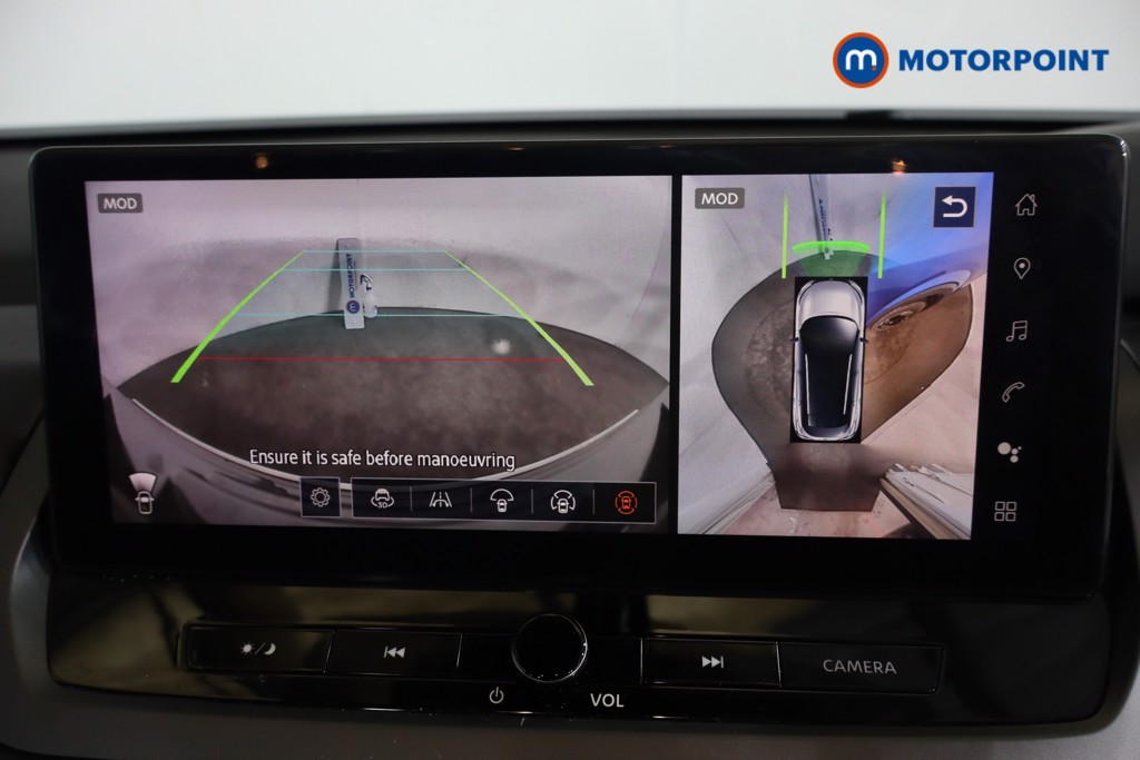 Nissan Qashqai N-Connecta Manual Petrol SUV - Stock Number (1611243) - 9th supplementary image