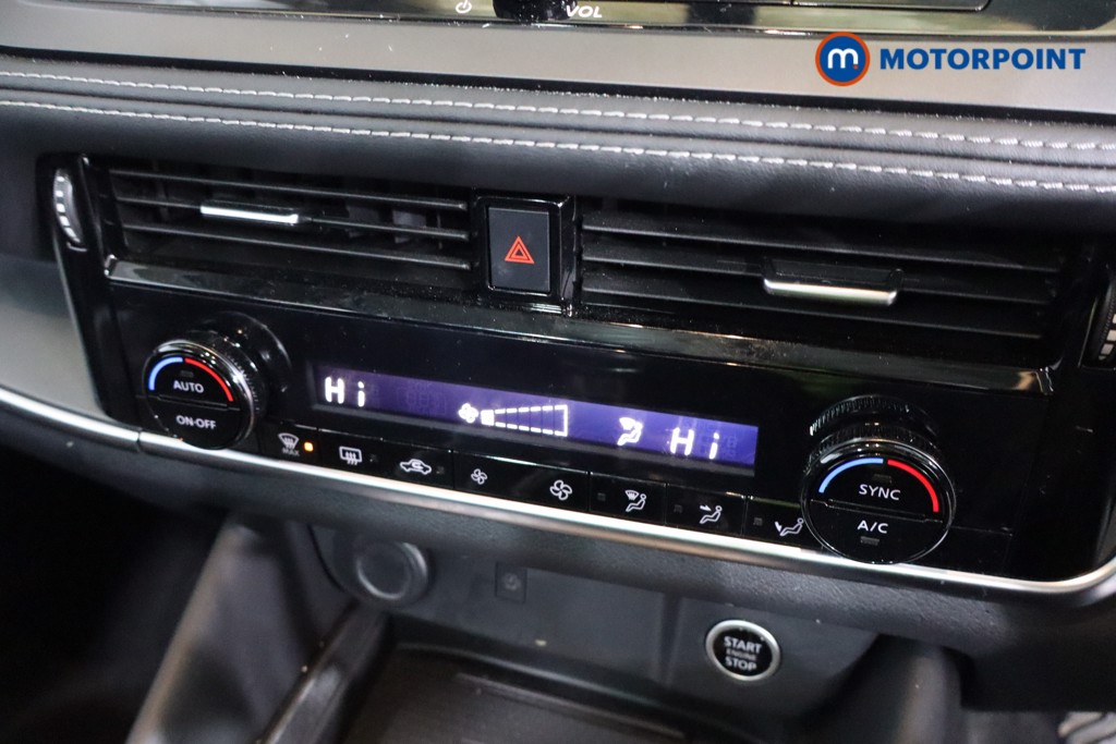 Nissan Qashqai N-Connecta Manual Petrol SUV - Stock Number (1611243) - 10th supplementary image