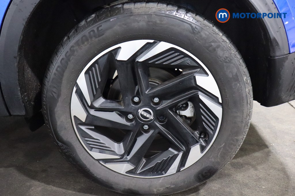 Nissan Qashqai N-Connecta Manual Petrol SUV - Stock Number (1611243) - 28th supplementary image