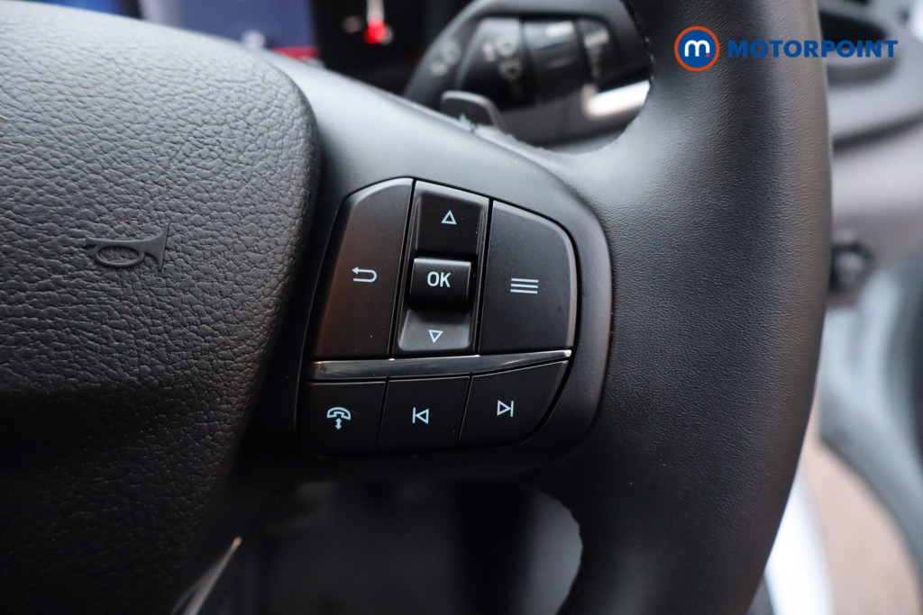 Ford Transit Limited Automatic Diesel Medium Roof Van - Stock Number (1611451) - 7th supplementary image