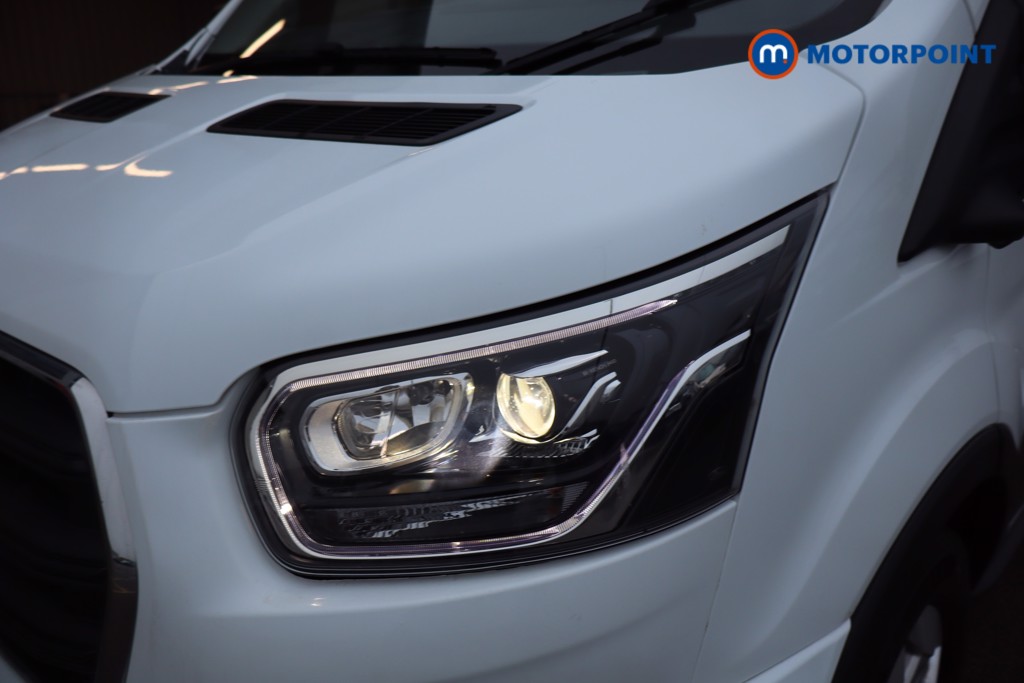 Ford Transit Limited Automatic Diesel Medium Roof Van - Stock Number (1611451) - 30th supplementary image