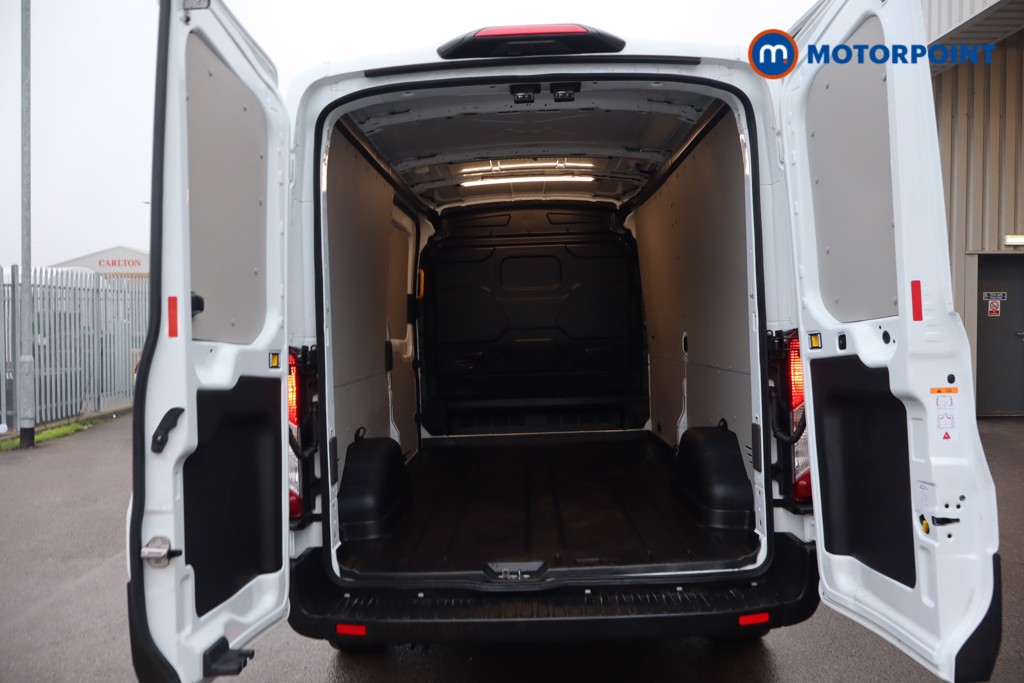 Ford Transit Limited Automatic Diesel Medium Roof Van - Stock Number (1611451) - 37th supplementary image