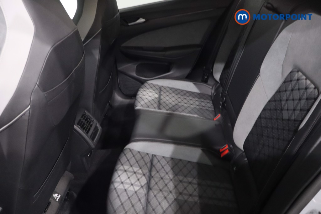 Volkswagen Golf R-Line Manual Petrol Hatchback - Stock Number (1611533) - 5th supplementary image