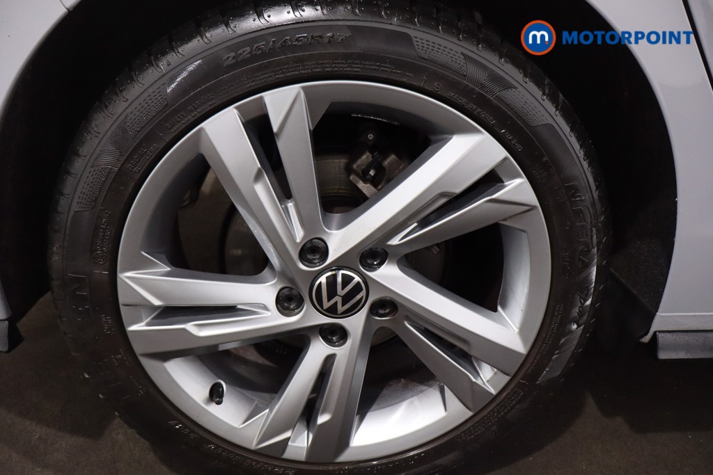 Volkswagen Golf R-Line Manual Petrol Hatchback - Stock Number (1611533) - 9th supplementary image