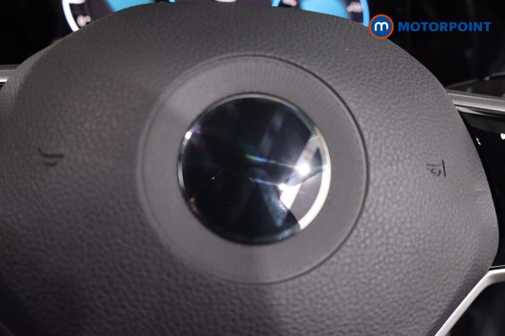 Volkswagen Golf R-Line Manual Petrol Hatchback - Stock Number (1611533) - 13th supplementary image