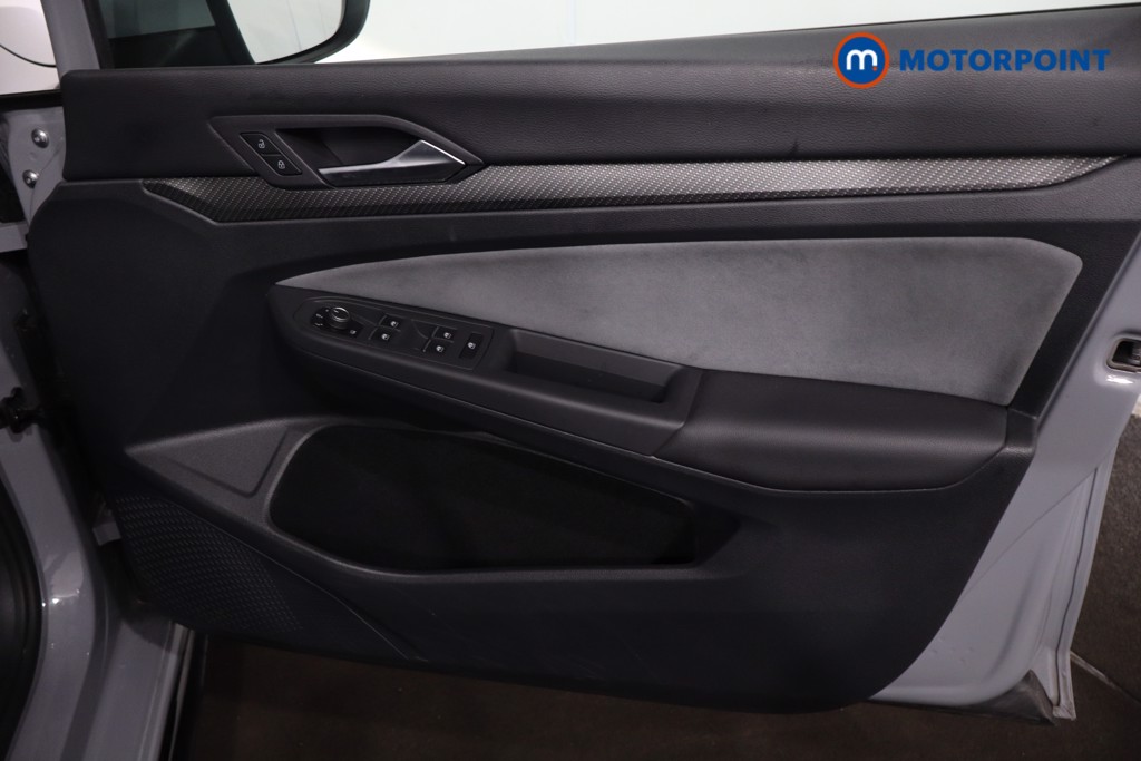 Volkswagen Golf R-Line Manual Petrol Hatchback - Stock Number (1611533) - 24th supplementary image