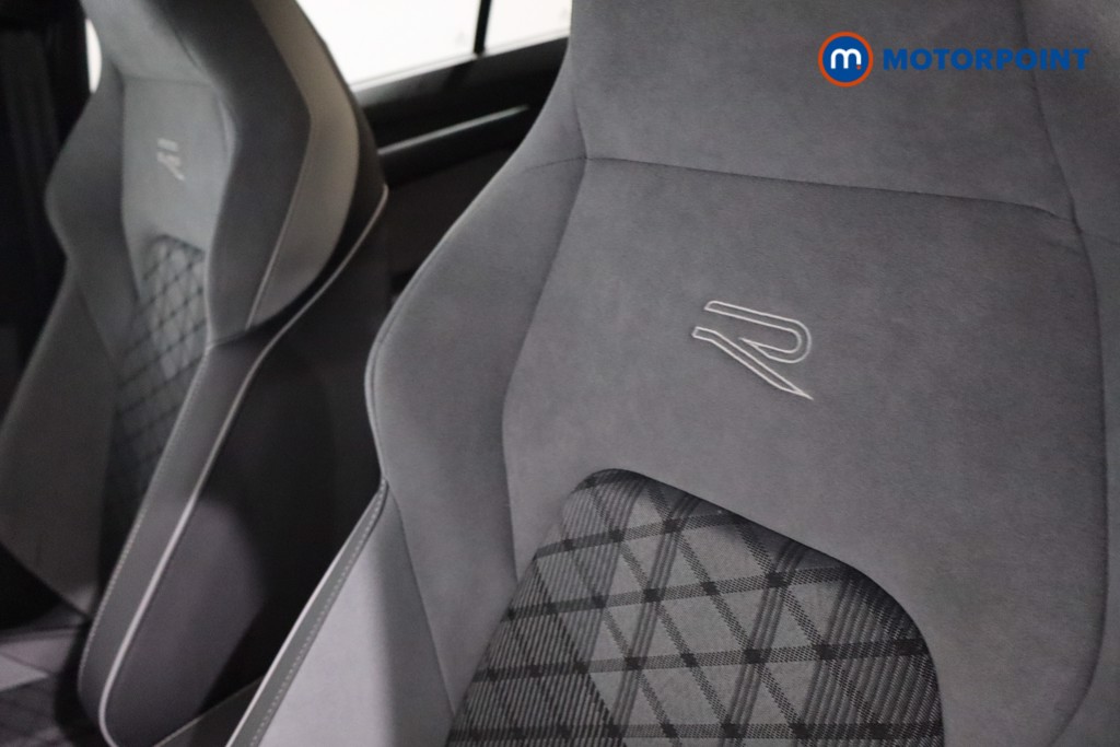 Volkswagen Golf R-Line Manual Petrol Hatchback - Stock Number (1611533) - 26th supplementary image