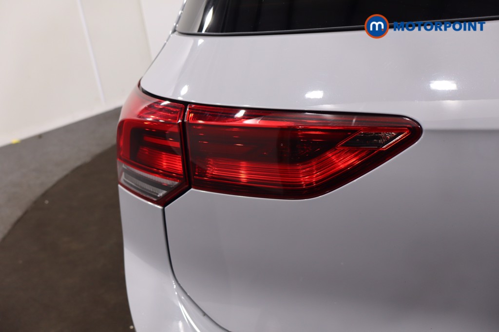 Volkswagen Golf R-Line Manual Petrol Hatchback - Stock Number (1611533) - 38th supplementary image