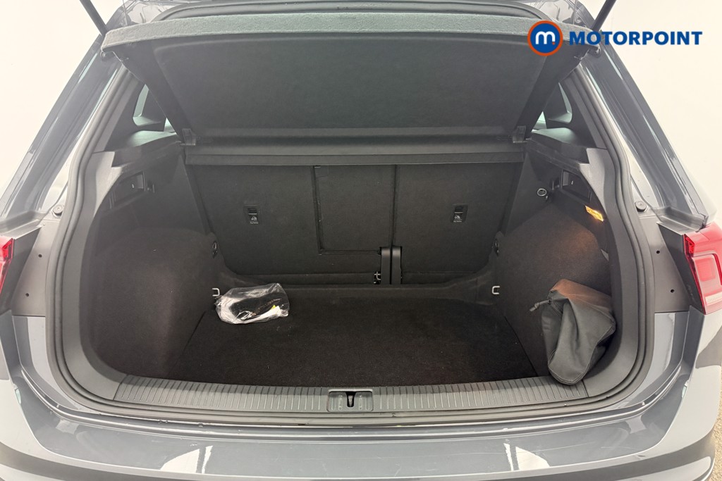 Volkswagen Tiguan R-Line Automatic Petrol SUV - Stock Number (1611555) - 5th supplementary image