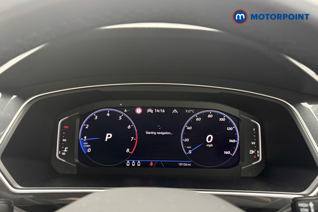 Volkswagen Tiguan R-Line Automatic Petrol SUV - Stock Number (1611555) - 9th supplementary image