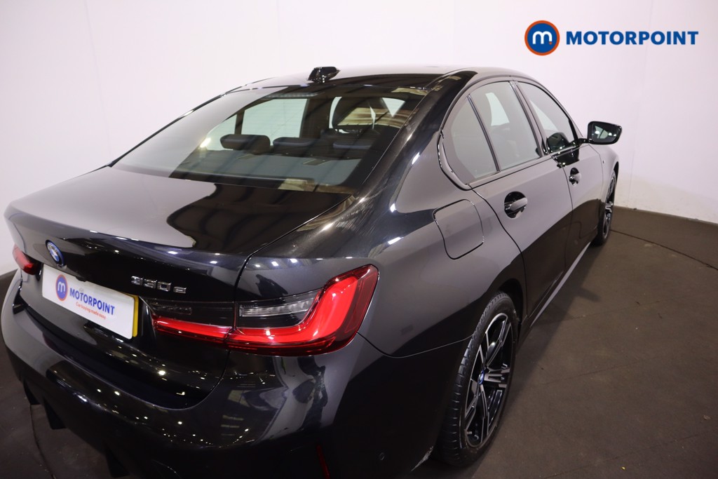 BMW 3 Series M Sport Automatic Petrol Plug-In Hybrid Saloon - Stock Number (1611588) - 27th supplementary image