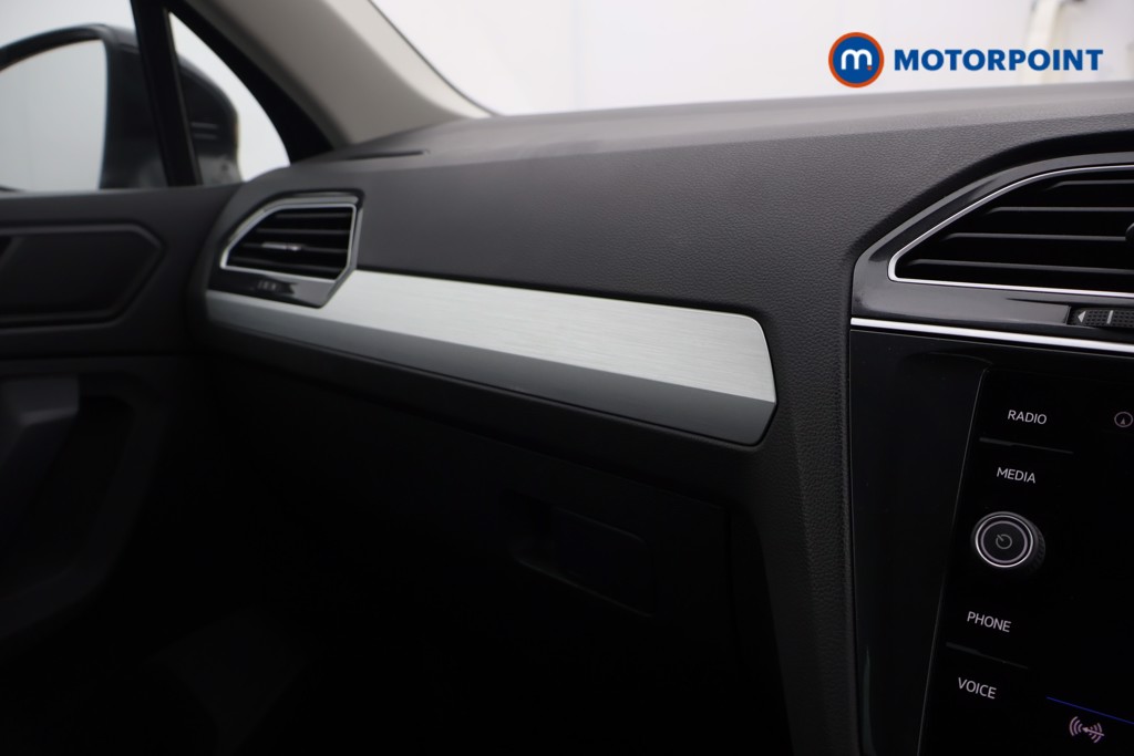 Volkswagen Tiguan Match Automatic Petrol SUV - Stock Number (1612115) - 19th supplementary image
