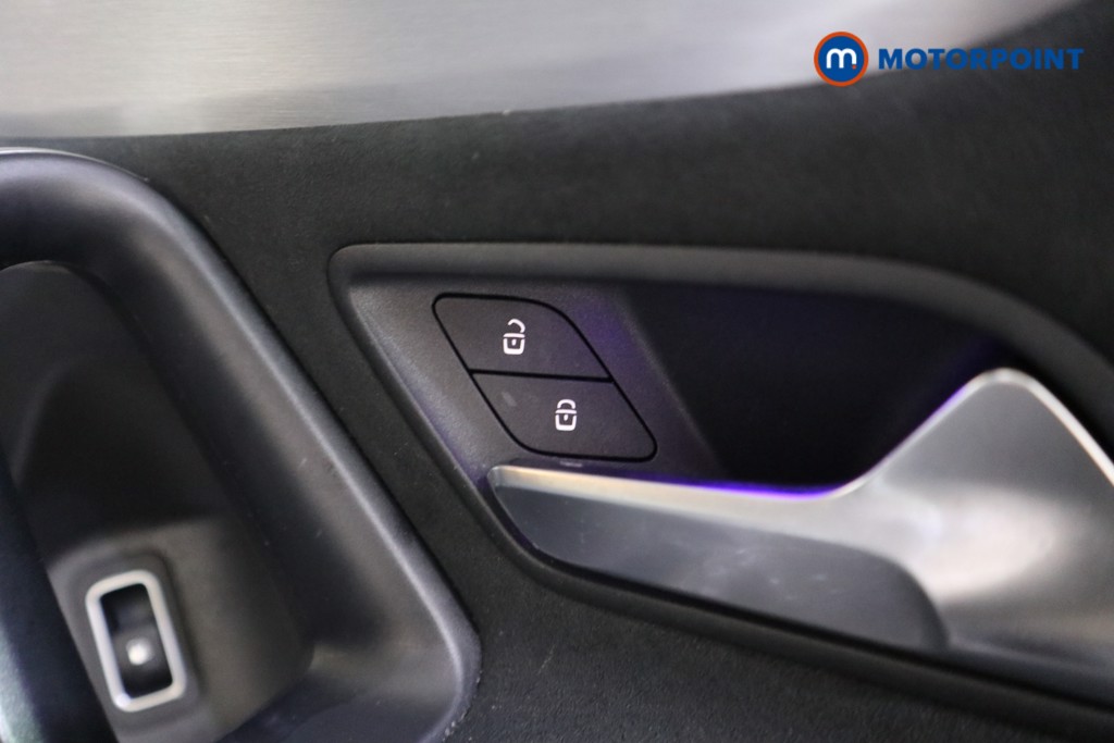 Mercedes-Benz A Class Amg Line Executive Edition Automatic Petrol Plug-In Hybrid Saloon - Stock Number (1612150) - 15th supplementary image