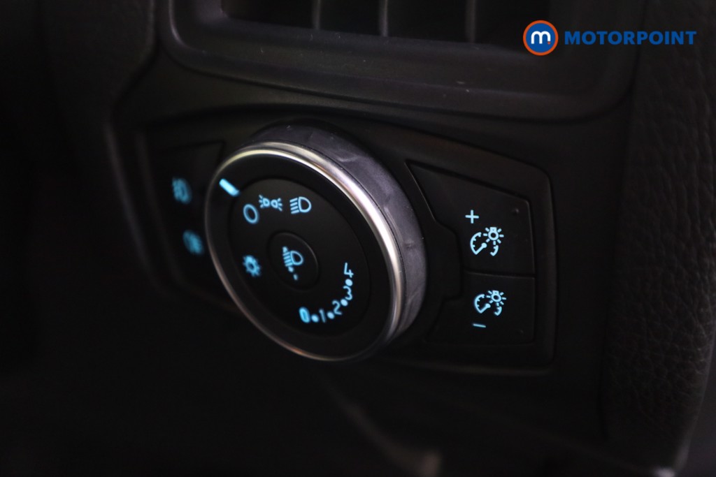 Ford Focus Zetec Edition Manual Petrol Hatchback - Stock Number (1612386) - 11th supplementary image