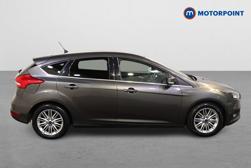 Ford Focus Zetec Edition Manual Petrol Hatchback - Stock Number (1612386) - Drivers side