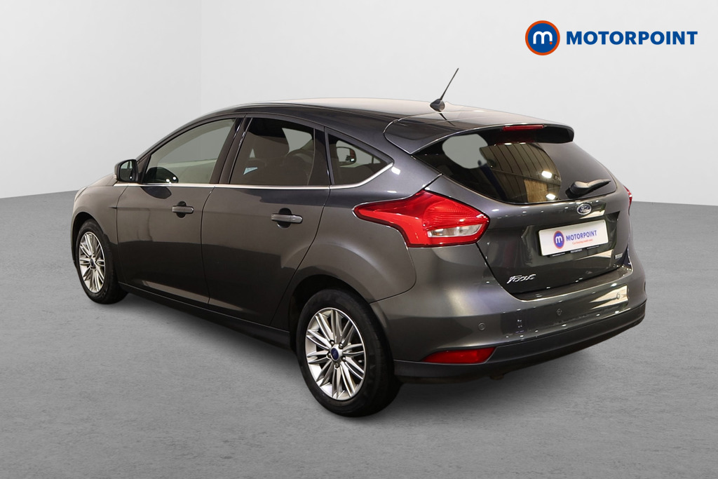 Ford Focus Zetec Edition Manual Petrol Hatchback - Stock Number (1612386) - Passenger side rear corner