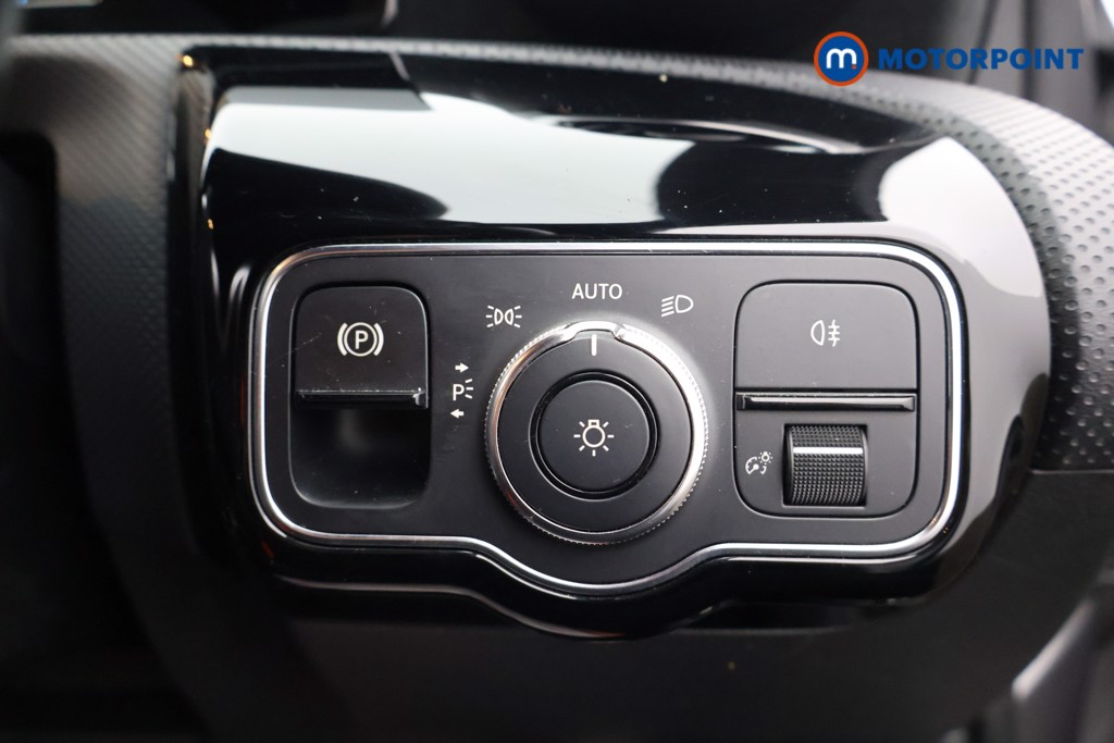 Mercedes-Benz A Class Amg Line Automatic Petrol Hatchback - Stock Number (1612484) - 12th supplementary image